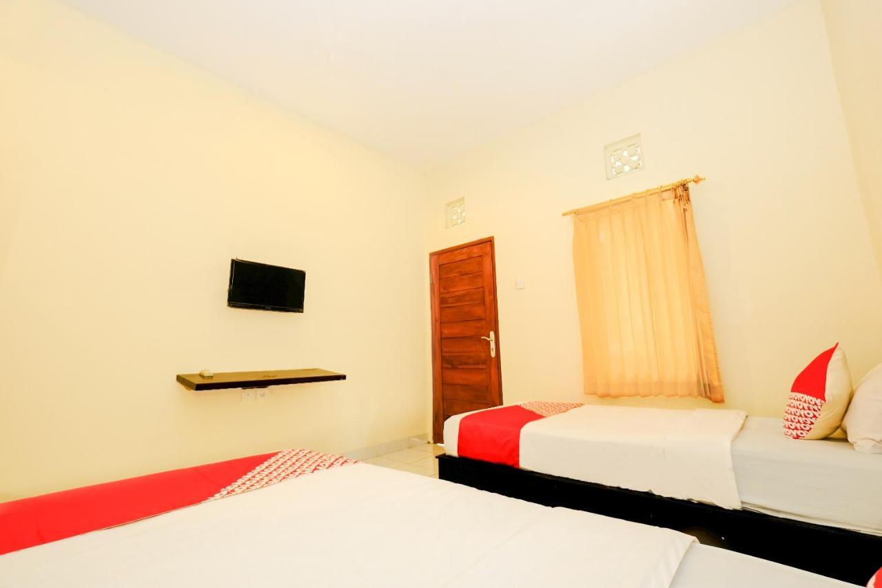 Oyo 2521 Uluwatu Cahya Guest House Exterior photo
