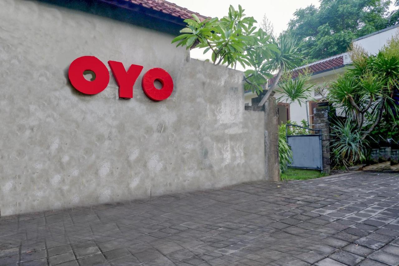 Oyo 2521 Uluwatu Cahya Guest House Exterior photo