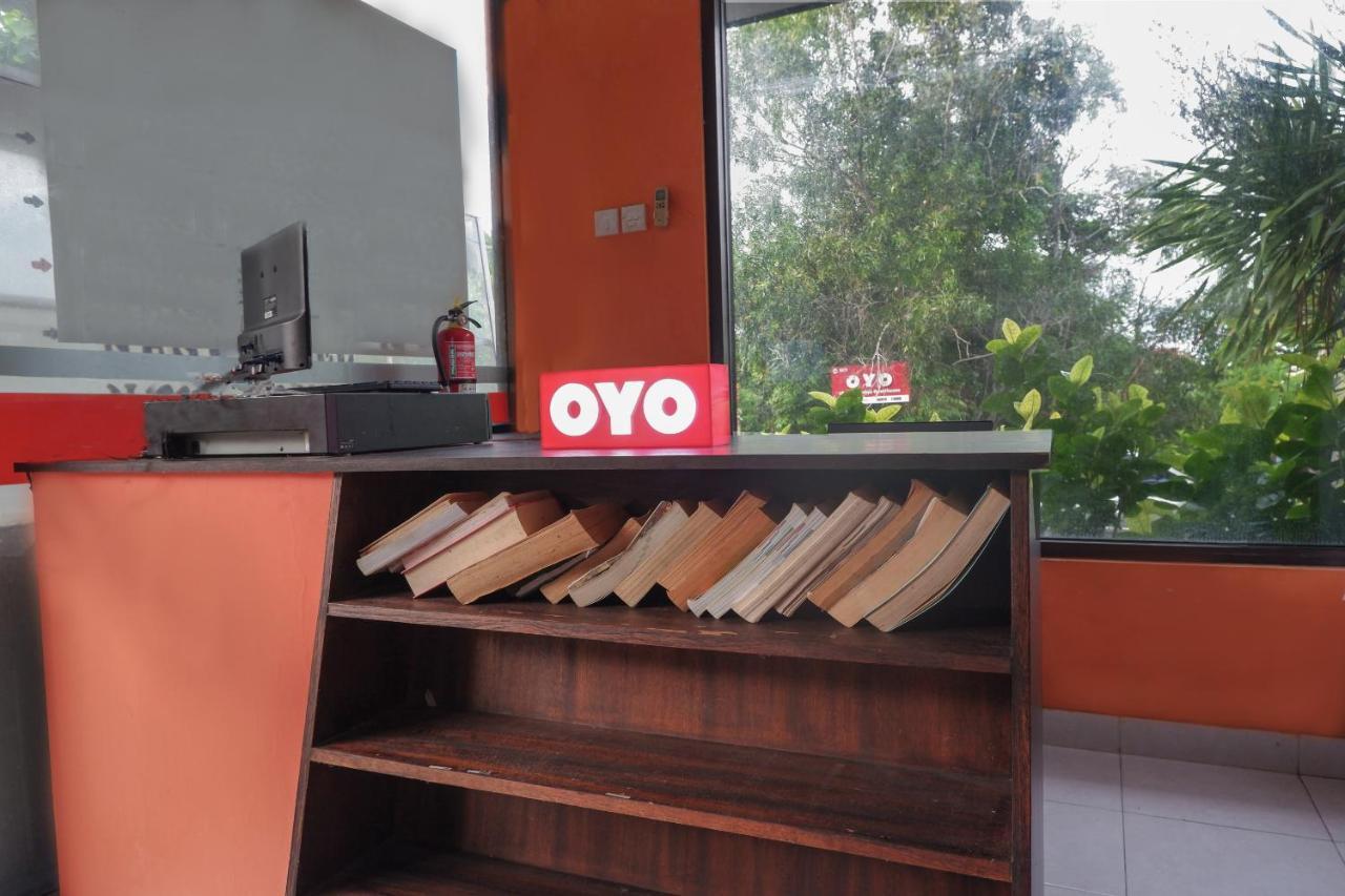 Oyo 2521 Uluwatu Cahya Guest House Exterior photo