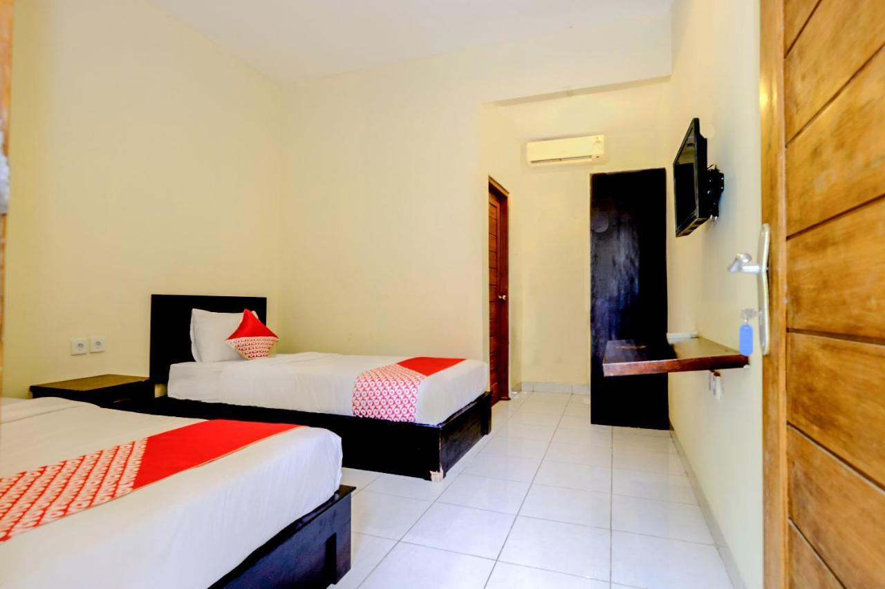 Oyo 2521 Uluwatu Cahya Guest House Exterior photo